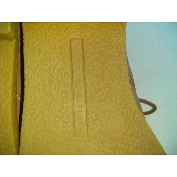 Tommy Hilfiger Womens Benay Ankle Chukka Boots Brown Round Toe Lace Up 7 M - Picture 5 of 11